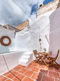 Encanto Guesthouse - Image 5