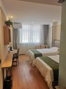 Green Tree Inn Express Jinan Huaiyin District Jingshi Road Children's Hospital - Image 2