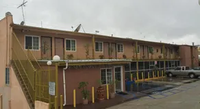 Highland Park Motel - Image 3