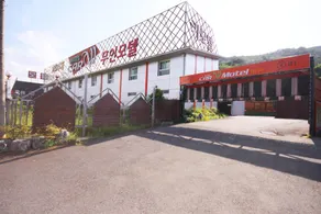 Cheongdo Car w Self check-in Motel - Image 2