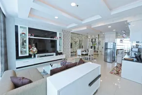 Sub-penthouse Glamour@ Ciputra World Surabaya - Image 2