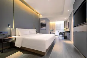 Atour Hotel Wuhan Guanshan Avenue Guanggu Software Park - Image 2