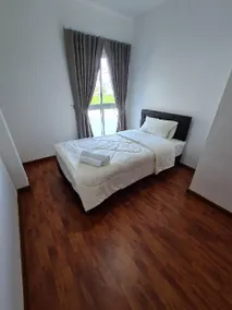 YYK Holiday Rooms - Image 2