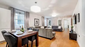 Aircon 2 Bedr, 3 Beds, 2 Bath Covent Garden, Subway - Image 3