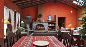 The Lazy Dog Inn a Mountain Lodge - Image 3