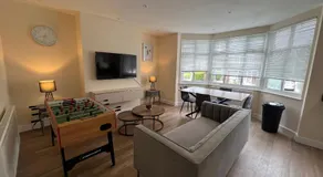 The Mayfield Suite -Modern Two Bed Apartment - Image 2