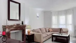Spacious Poolside 3 Bedroom - E08 - Image 2