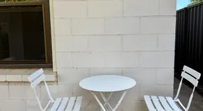 25 Young - 3 Bed, 1 Bath - Image 3