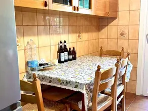 Loquat Tree B&B (stazione MRT Ponale) - Image 5
