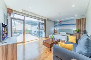 Summit Hotel - Image 3