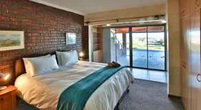 Dasklip, Langebaan, 8-sleeper - Image 2
