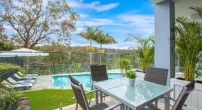 Garigal Retreat with Pool access - Image 2