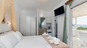 Akteon Hotel - Image 2