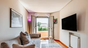 Lushville - Luxurious Villa with Pool in Valencia - Image 2