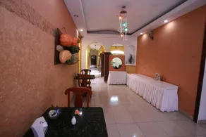 Hotel Aloha - Image 2