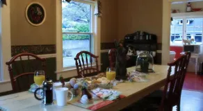 The White House Bed and Breakfast - Image 5