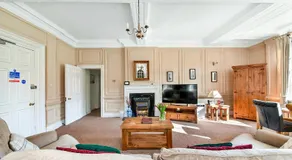 Finest Retreats - Roulston Hall Apt - Image 2