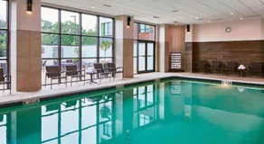 Courtyard by Marriott Minneapolis West - Image 3