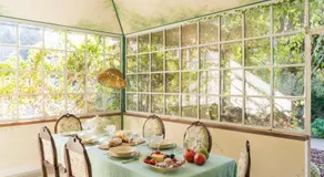 Relais La Foleia - Luxury Villa with private lake - Image 3