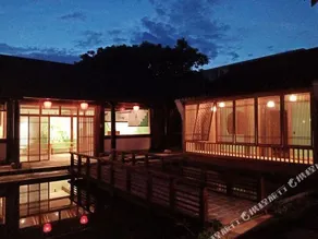 Songting Chinese Style Homestay (Cicheng Ancient County Town) - Image 5