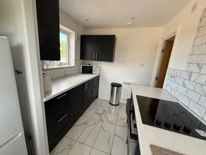 2 Bedroomed Bungalow with Large Hottub - Image 3