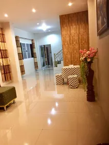 Apinsaya House. - Image 4