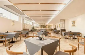 Manguo International Hotel (Panyu Chimelong South Village Wanbo Metro Station Branch) - Image 5