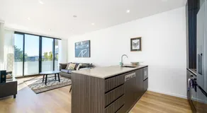 Stylish Urban Apartment Close to Manuka - Hosted by Canstay - Image 3