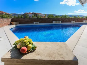 Pleasant Villa in Poljica by the Sea - Image 5