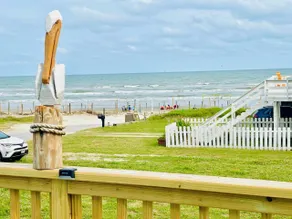 Beachside Pearl - Image 1