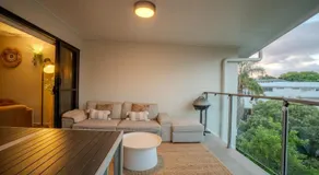 Sleeps 8 Near UQ 10 mins CBD Dual Living - Image 4