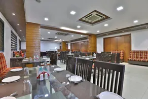 OYO 35376 Hotel Gangotri - Image 3