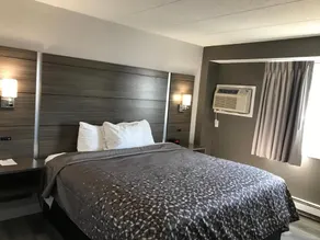 Americas Best Value Inn - Image 2