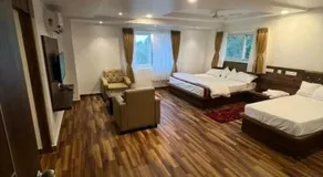 Hotel Vaishnavi Grand - Image 4
