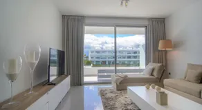 Belaire 4 bedroom apartment - Image 2