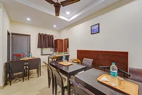 HOTEL HIMALAYA MOUNT ROAD Near MARINA BEACH & CHEPAUK - Image 4