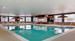 Best Western Greenfield Inn - Image 2