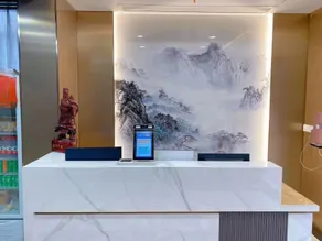 Crown Express Hotel - Image 5