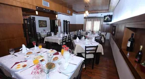 Hotel Antipatrea - Image 3