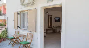 Le Quartier Comfy Studios - Image 3