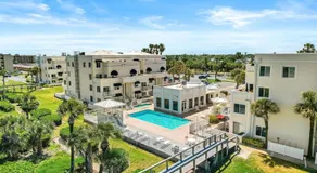 Oceanfront Royal Mansions! Paradise Awaits! - Image 5