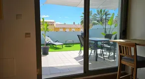 CMS Center Penthouse with Sunny Terrace & Parking - Image 4