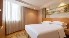Vienna Hotel Guangzhou Baiyun Airport Huadu Avenue - Image 2