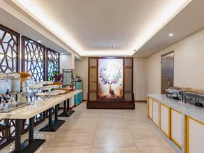 Lavande Hotel Guangzhou Shiqiao Metro Station Yifa Walking Street - Image 5