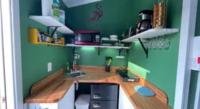 Tropical Studio Retreat with Great WiFi and EV charging - Image 4