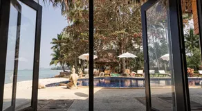 Lipa Lodge Beach Resort - Image 3