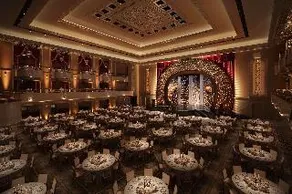 The Towers of the Waldorf Astoria New York - Image 4
