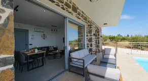 Chryselia Suites- Private Pool - Image 5