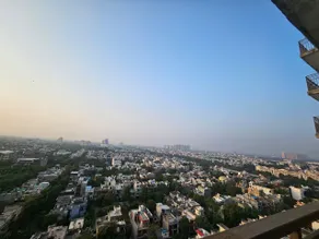 Richa’s Home Near India Expo Mart - Image 4