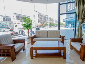 GreenTree Inn Nantong Zhangzhishan Town Deli Plaza Express Hotel - Image 4